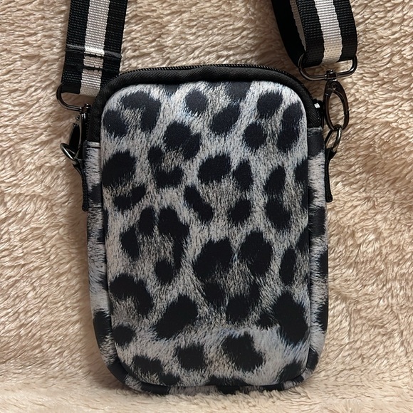 HAUTE SHORE Casey Premium Neoprene Collection - Picture 3 of 12